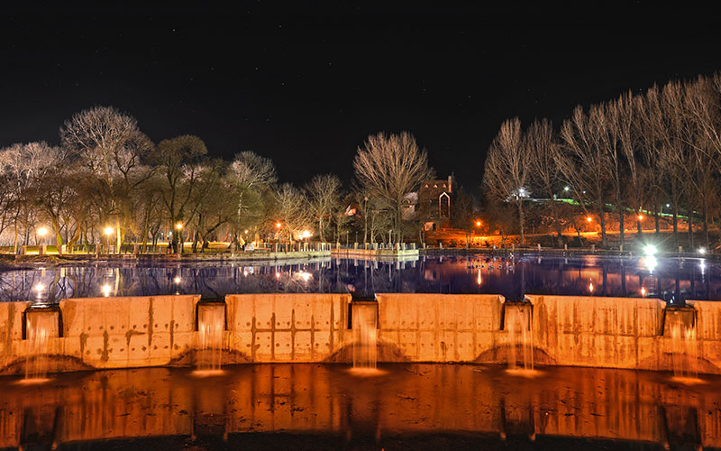 ifrane by night